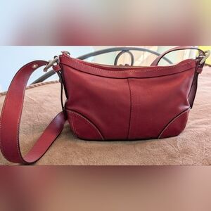 Gorgeous Coach Red Leather Shoulder Bag Handbag Convertible Great Condition